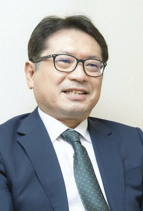 ２３年５月の東鉄連親睦ゴルフ大会で団体優勝に輝いたときの一こま